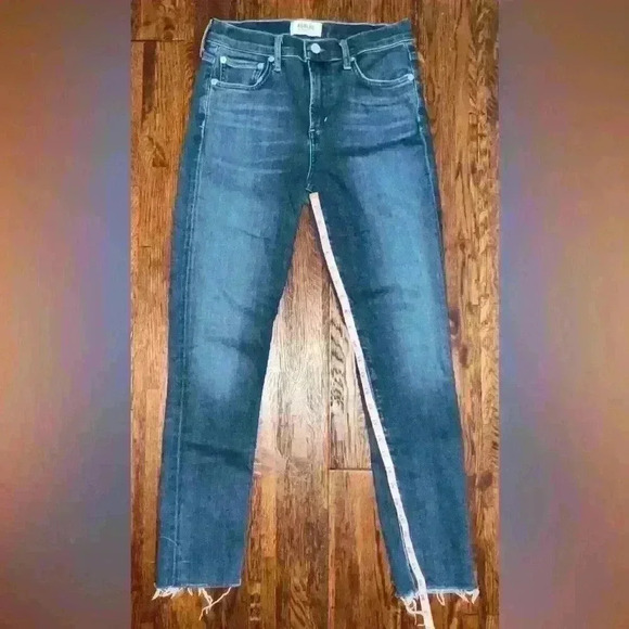 AGOLDE Sophie High Rise Skinny Crop with Raw Hem in Dark Blue Wash - Picture 6 of 12